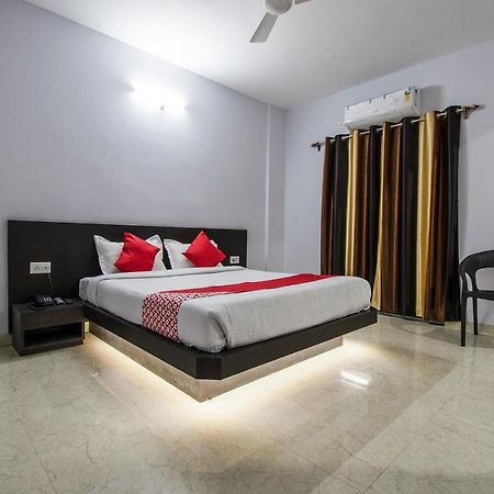 Oyo 26974 Hotel S G International Patna  Bagian luar foto