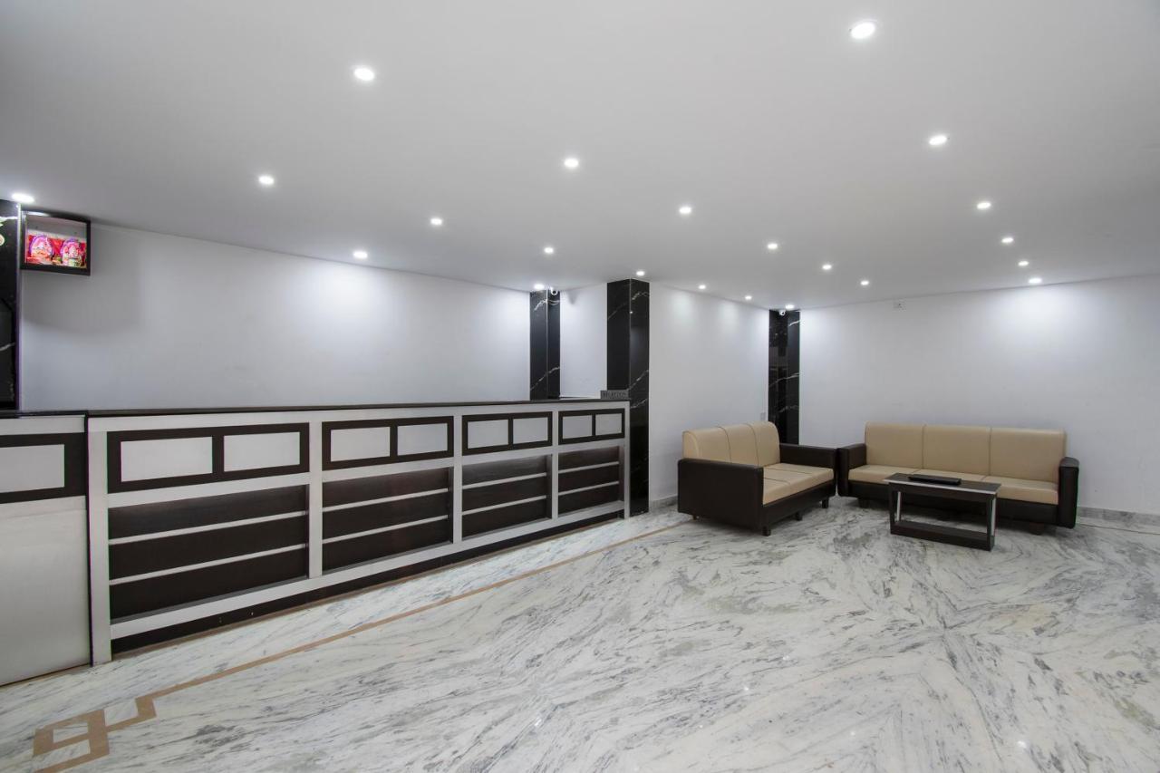 Oyo 26974 Hotel S G International Patna  Bagian luar foto