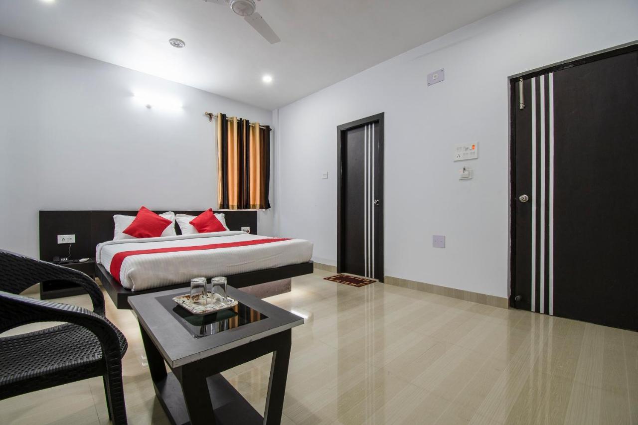 Oyo 26974 Hotel S G International Patna  Bagian luar foto
