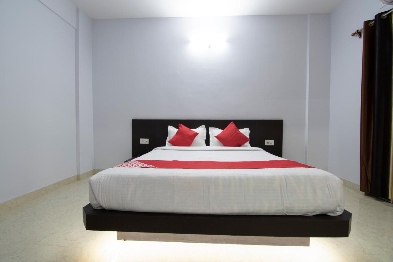Oyo 26974 Hotel S G International Patna  Bagian luar foto