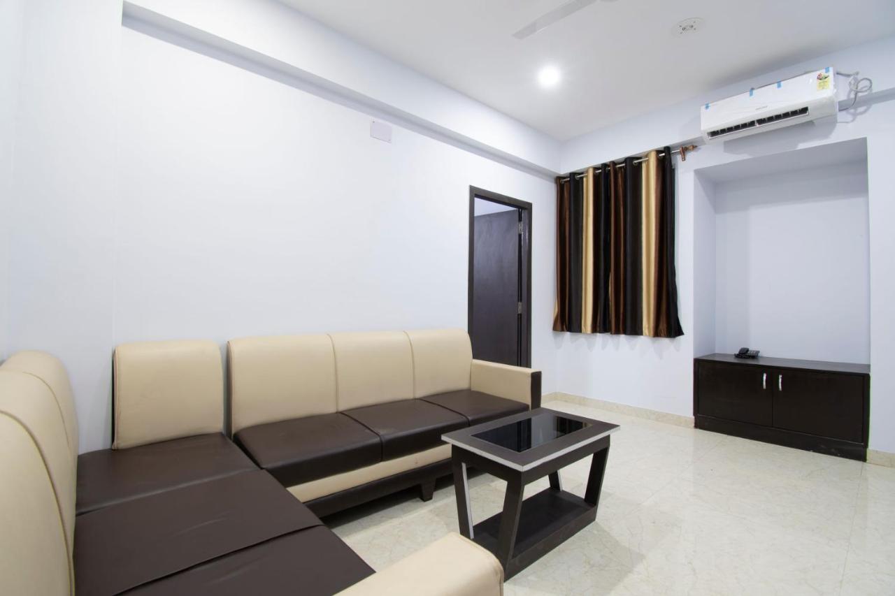 Oyo 26974 Hotel S G International Patna  Bagian luar foto